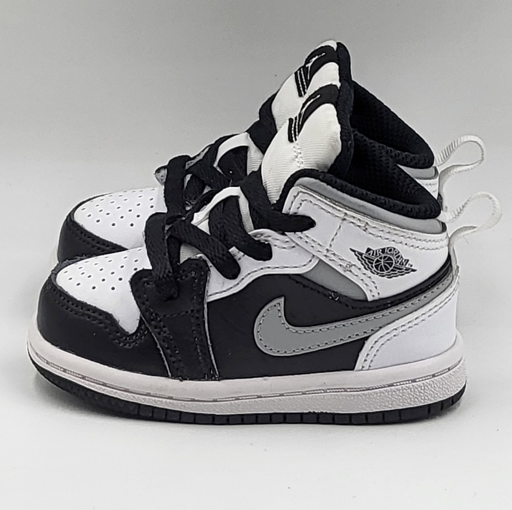 Air Jordan 1 Mid